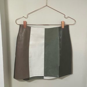 Le Lis Something To Talk About Color Block Mini Skirt